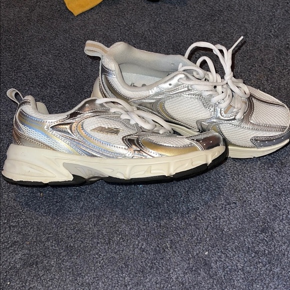 Avia Silver and White Running Shoes - Picture 1 of 9